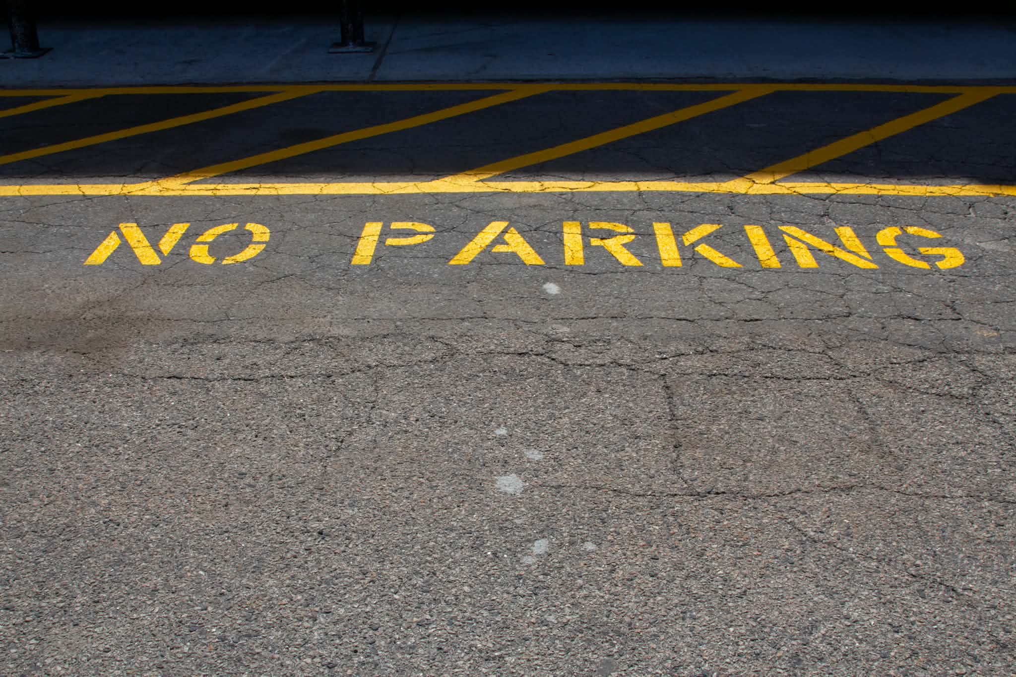 No Parking Stencil